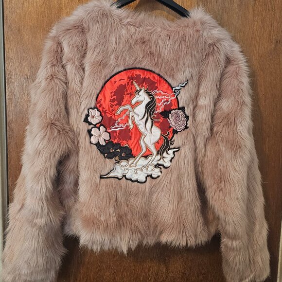 Rare Limited Edition Nicki Minaj H&M Pink Fur Fuzzy Rave Festival Unicorn 10 - Picture 2 of 9